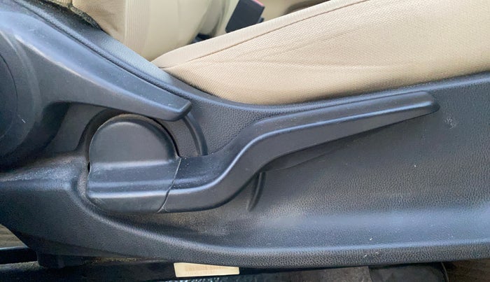 2020 Honda Amaze 1.2L I-VTEC VX, Petrol, Manual, 39,885 km, Driver Side Adjustment Panel