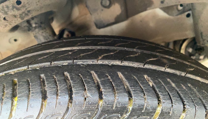 2020 Honda Amaze 1.2L I-VTEC VX, Petrol, Manual, 39,885 km, Right Front Tyre Tread