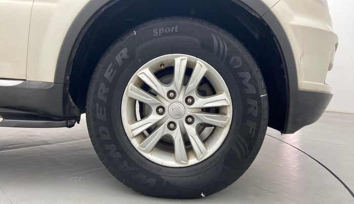 2013 Ssangyong Rexton RX5, Diesel, Manual, 73,525 km, Right Front Wheel