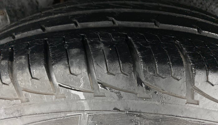 2013 Ssangyong Rexton RX5, Diesel, Manual, 73,525 km, Right Rear Tyre Tread