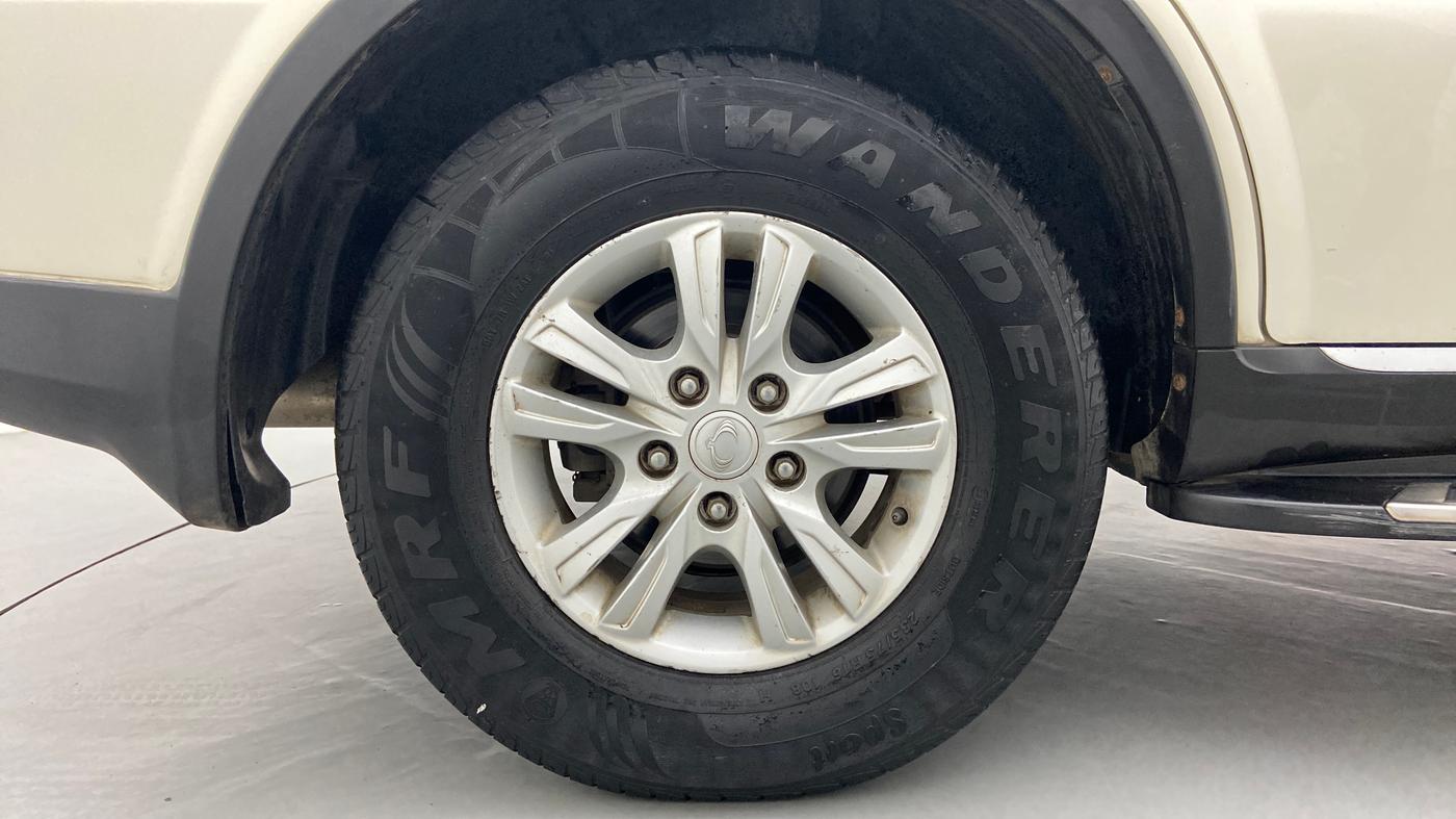 2013 Ssangyong Rexton RX5, Diesel, Manual, 73,525 km, Right Rear Wheel