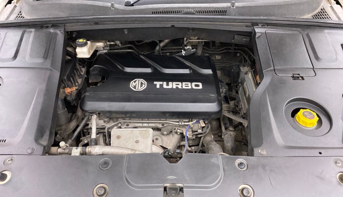 2020 MG HECTOR PLUS SHARP 1.5 PETROL TURBO DCT 6-STR, Petrol, Automatic, 64,824 km, Open Bonet