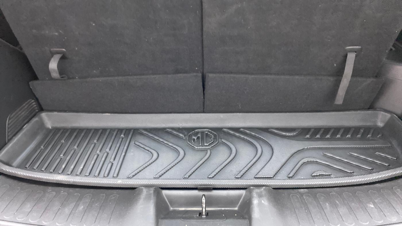 2020 MG HECTOR PLUS SHARP 1.5 PETROL TURBO DCT 6-STR, Petrol, Automatic, 64,824 km, Boot Inside