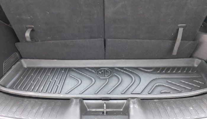 2020 MG HECTOR PLUS SHARP 1.5 PETROL TURBO DCT 6-STR, Petrol, Automatic, 64,824 km, Boot Inside