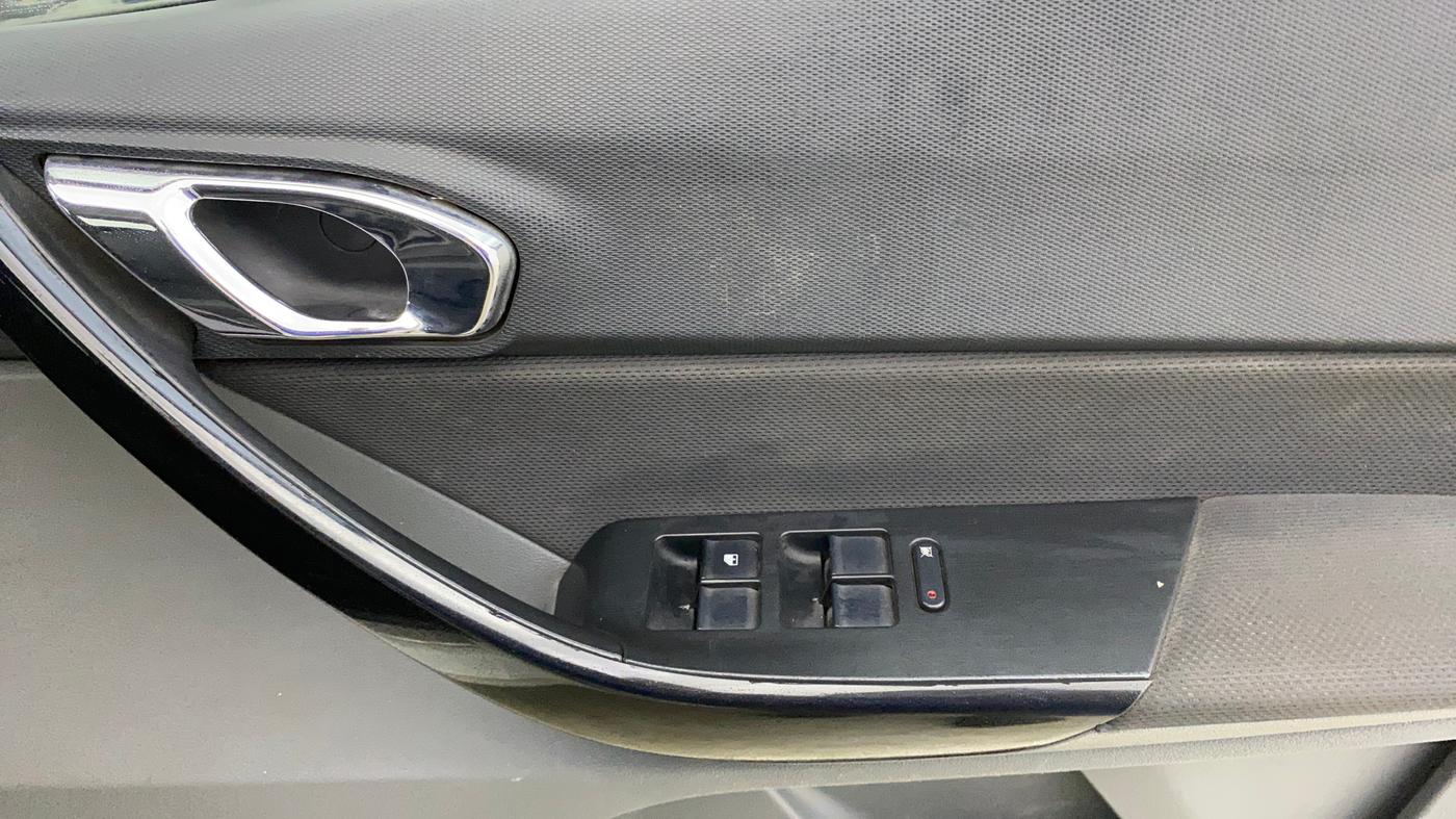 2018 Tata TIGOR XZA PETROL, CNG, Automatic, 77,001 km, Driver Side Door Panels Control