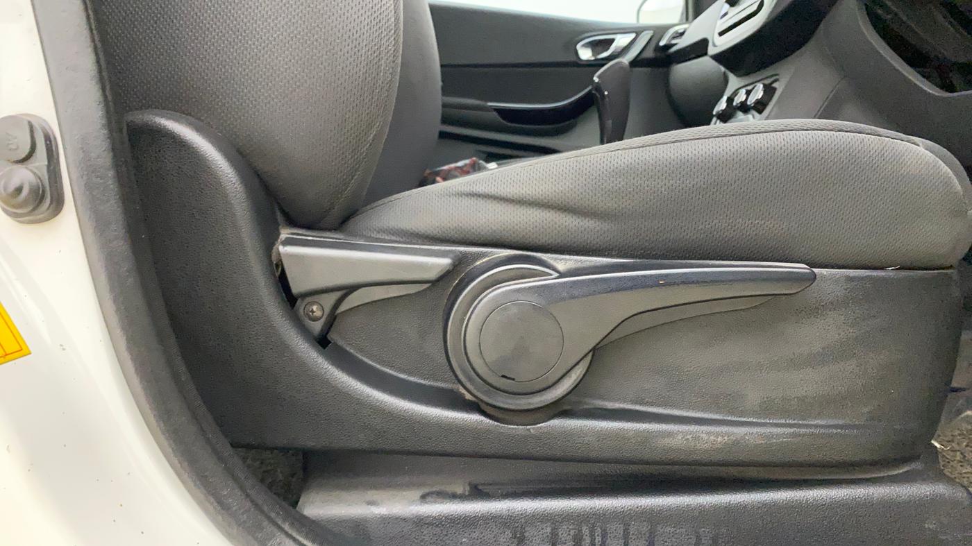 2018 Tata TIGOR XZA PETROL, CNG, Automatic, 77,001 km, Driver Side Adjustment Panel