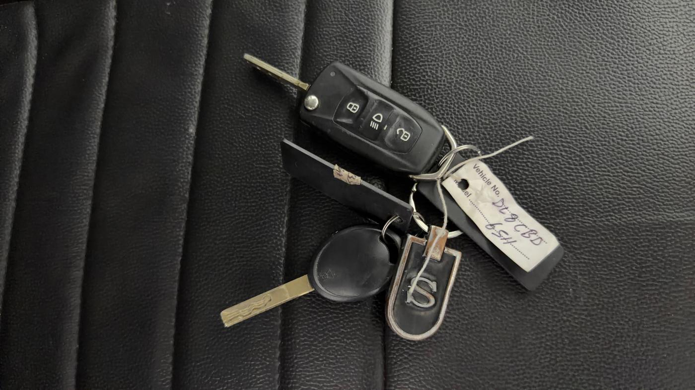 2022 Tata Tiago XZ PLUS CNG, CNG, Manual, 80,793 km, Key Close Up