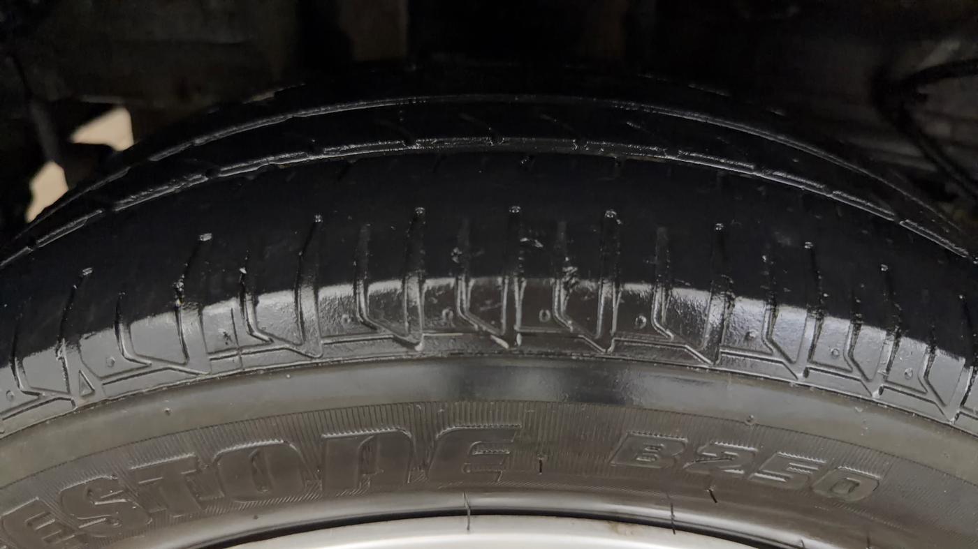 2022 Tata Tiago XZ PLUS CNG, CNG, Manual, 80,793 km, Right Rear Tyre Tread