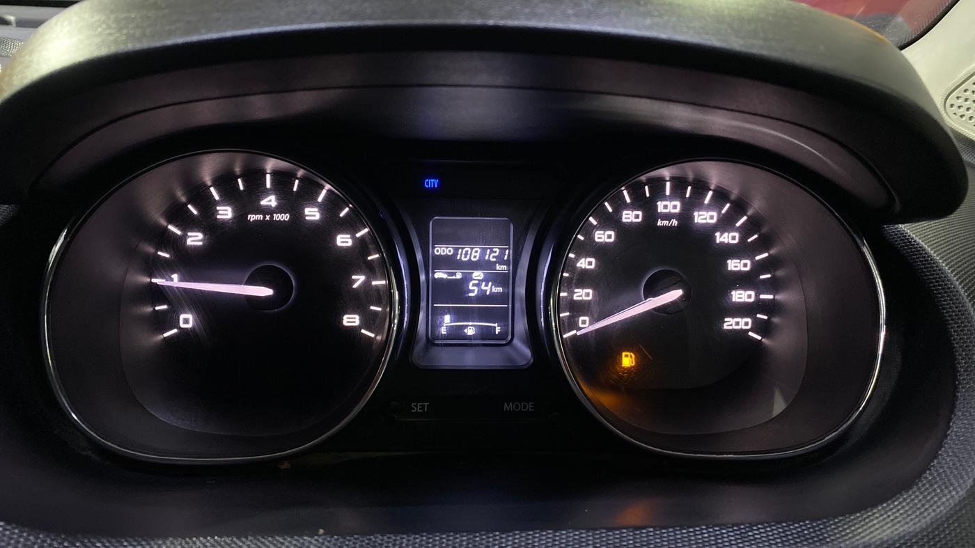 2019 Tata Tiago XT PETROL, Petrol, Manual, 1,08,114 km, Odometer Image