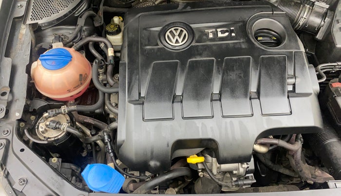 2016 Volkswagen Vento HIGHLINE 1.5 AT, Diesel, Automatic, 1,39,735 km, Engine View - Right