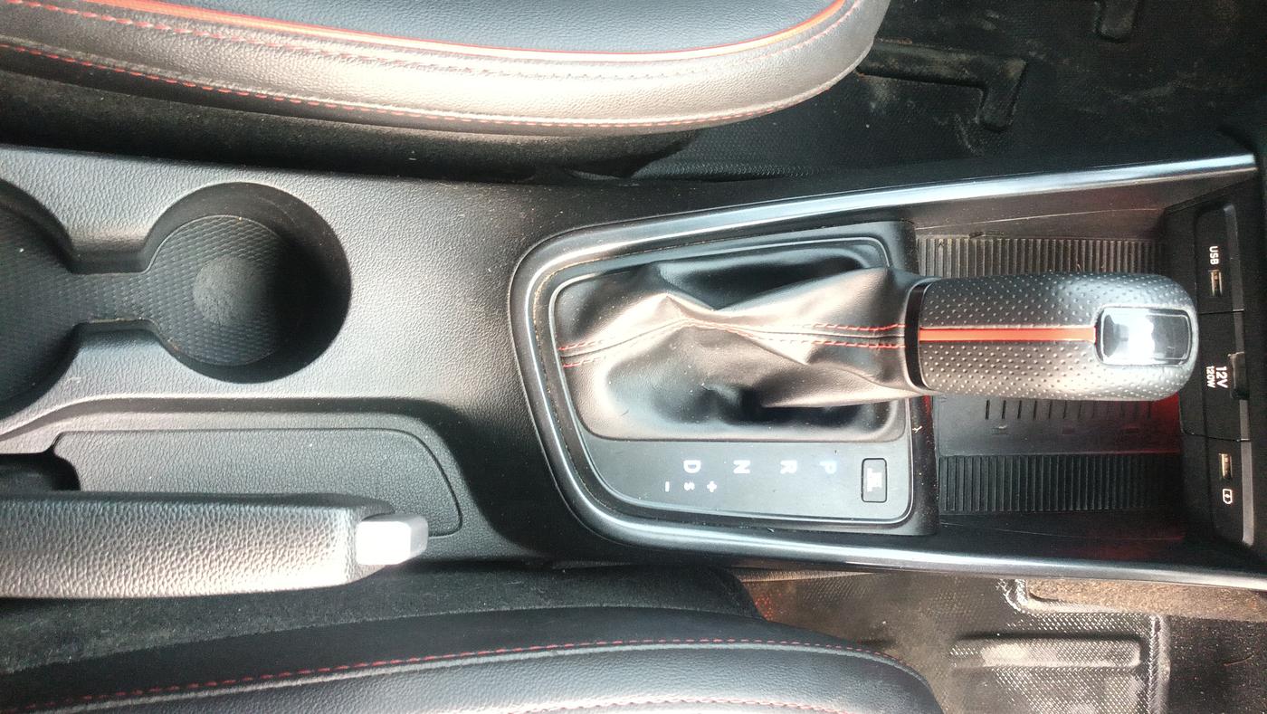 2021 Hyundai NEW I20 N LINE N8 1.0 TURBO GDI DCT, Petrol, Automatic, 80,893 km, Gear Lever
