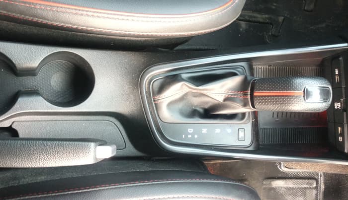 2021 Hyundai NEW I20 N LINE N8 1.0 TURBO GDI DCT, Petrol, Automatic, 80,998 km, Gear Lever