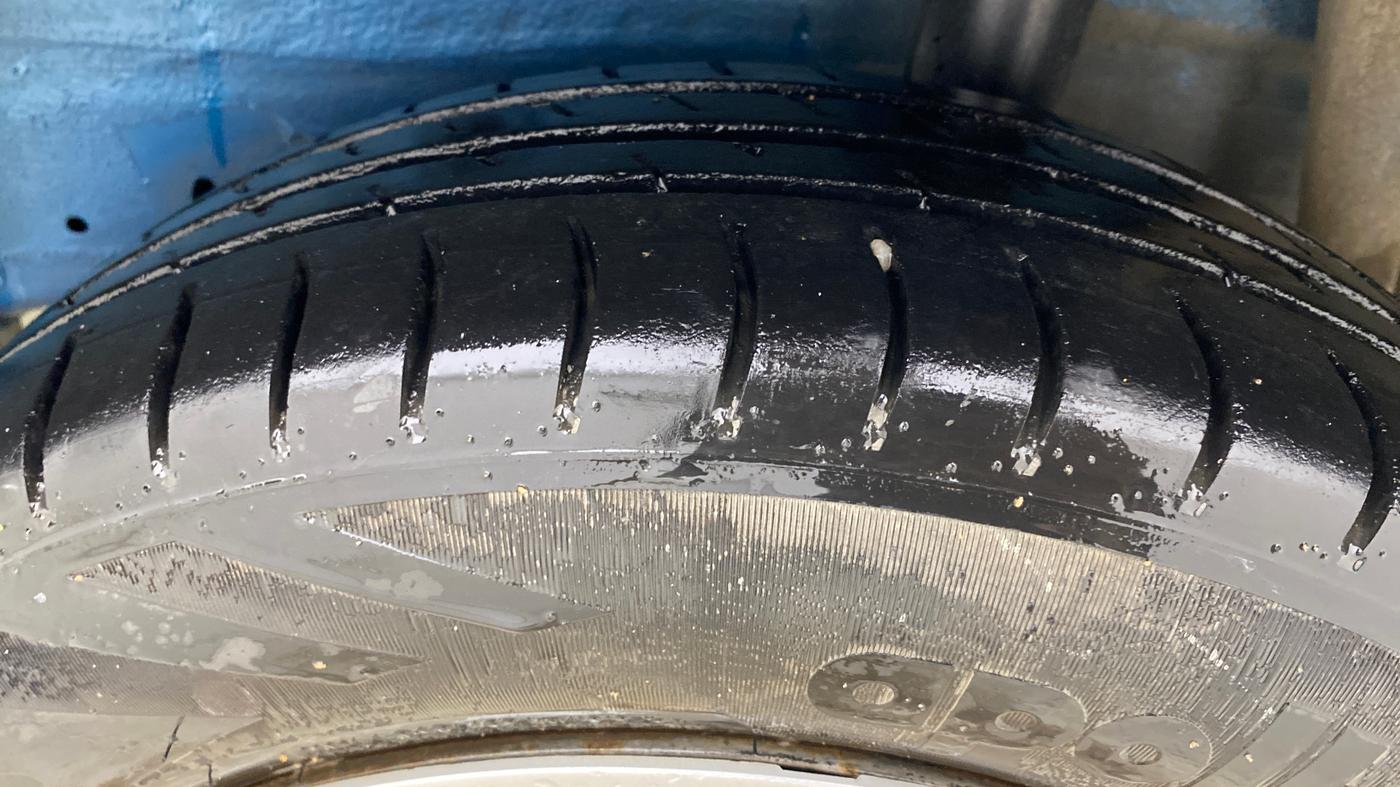 2014 Maruti Celerio VXI AMT, Petrol, Automatic, 58,774 km, Left Rear Tyre Tread