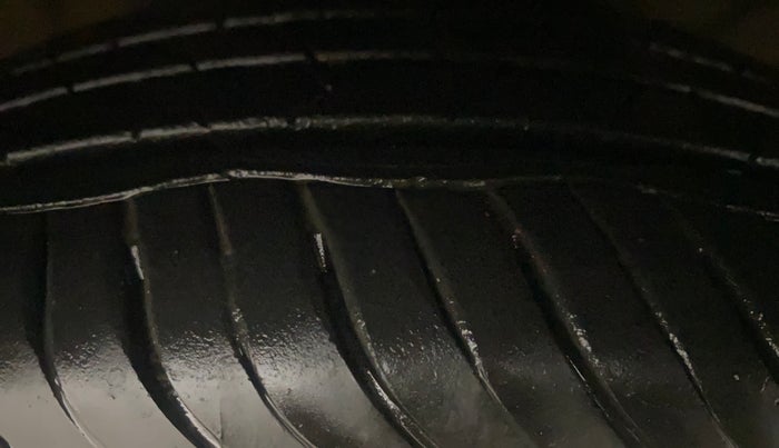 2019 Hyundai Creta SX AT 1.6 PETROL, Petrol, Automatic, 67,200 km, Right Front Tyre Tread