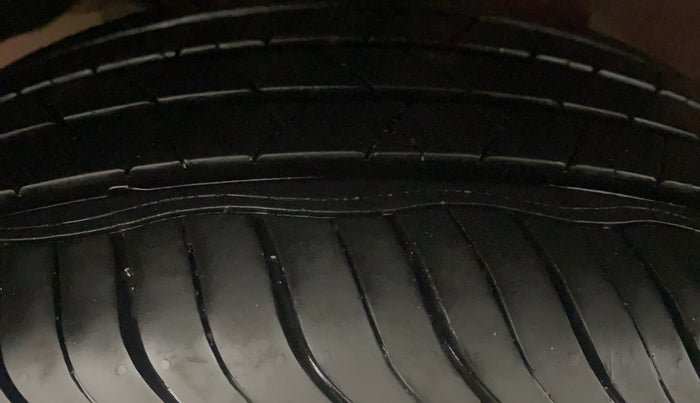 2019 Hyundai Creta SX AT 1.6 PETROL, Petrol, Automatic, 67,200 km, Right Rear Tyre Tread