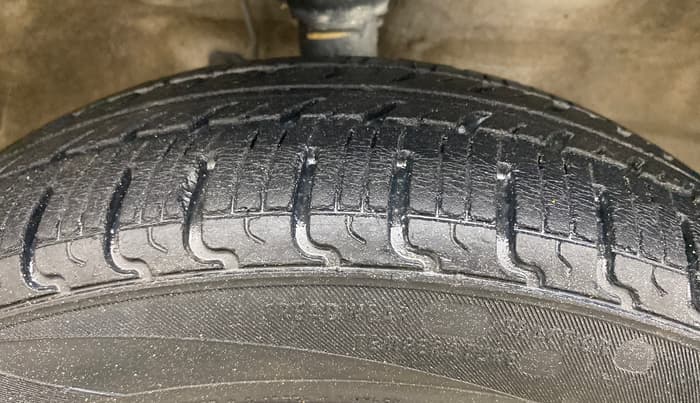 2015 Maruti Wagon R 1.0 VXI, Petrol, Manual, 58,548 km, Right Front Tyre Tread