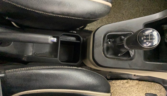 2020 Maruti New Wagon-R VXI 1.2, Petrol, Manual, 99,383 km, Gear Lever