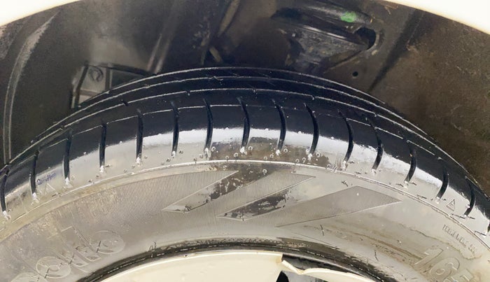 2020 Maruti New Wagon-R VXI 1.2, Petrol, Manual, 99,383 km, Left Front Tyre Tread