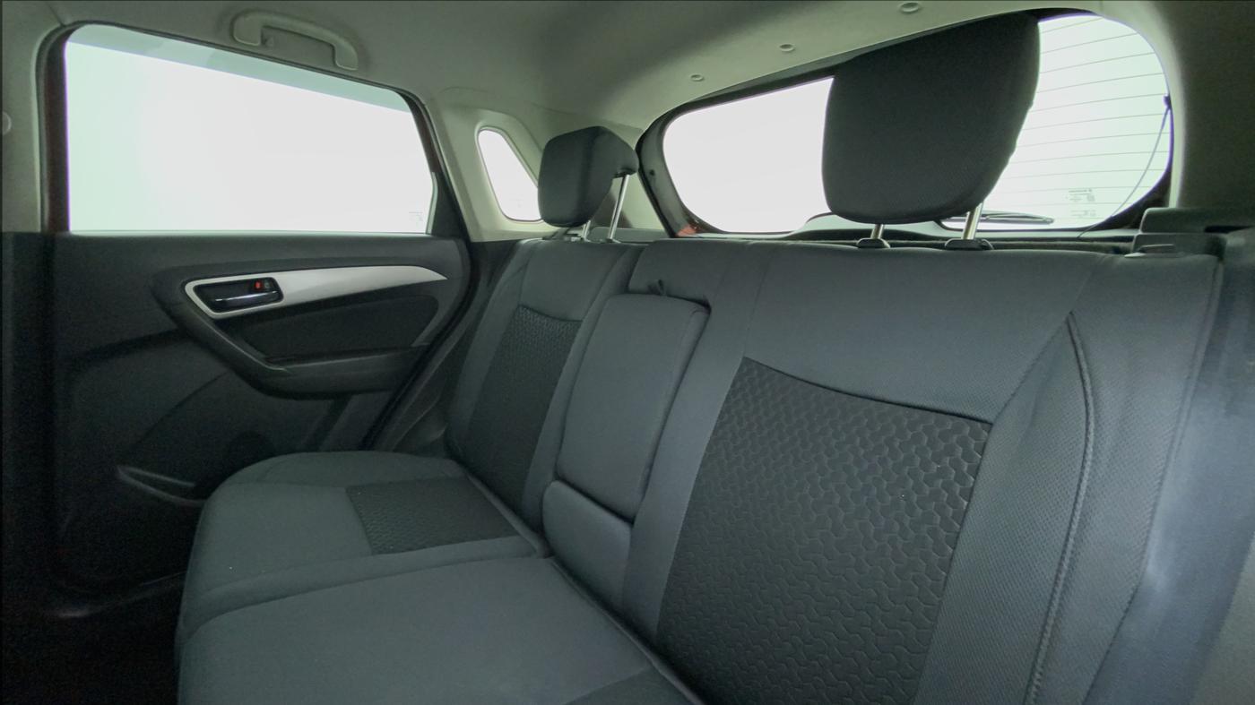 2016 Maruti Vitara Brezza ZDI PLUS DUAL TONE, Diesel, Manual, 1,11,377 km, Right Side Door Cabin View