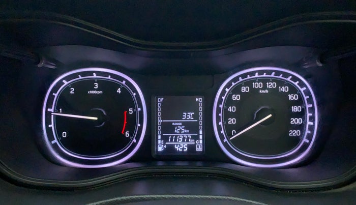 2016 Maruti Vitara Brezza ZDI PLUS DUAL TONE, Diesel, Manual, 1,11,377 km, Odometer View
