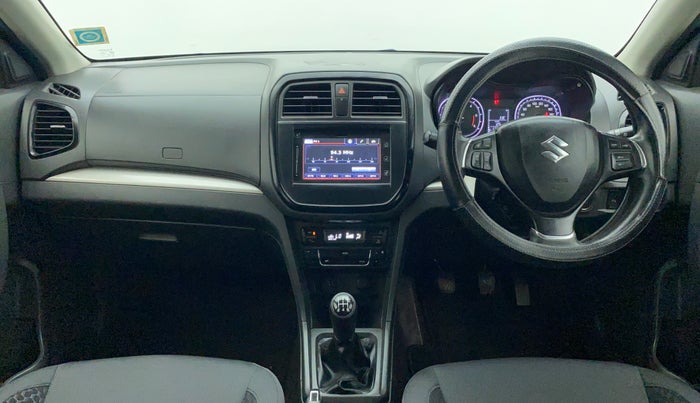 2016 Maruti Vitara Brezza ZDI PLUS DUAL TONE, Diesel, Manual, 1,11,377 km, Dashboard View