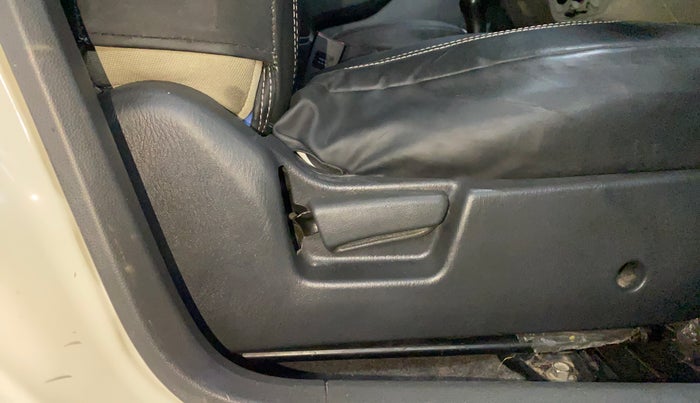 2015 Maruti Alto K10 VXI, Petrol, Manual, 88,098 km, Driver Side Adjustment Panel