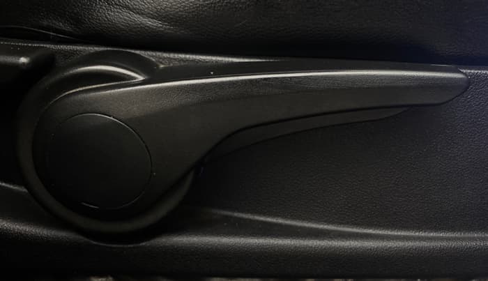 2019 Tata NEXON XZA PLUS PETROL, Petrol, Automatic, 43,479 km, Driver Side Adjustment Panel