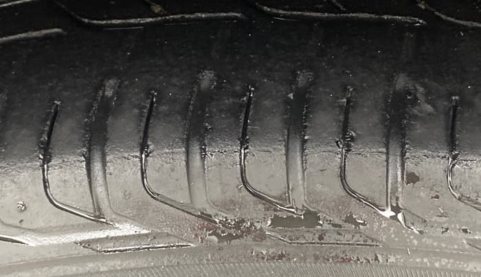 2019 Tata NEXON XZA PLUS PETROL, Petrol, Automatic, 43,479 km, Right Rear Tyre Tread
