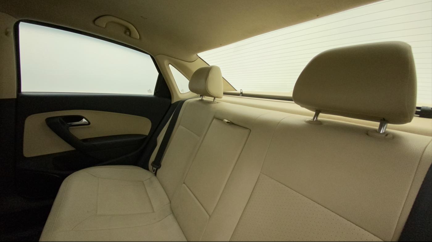 2018 Skoda Rapid STYLE 1.5 TDI AT, Diesel, Automatic, 73,603 km, Right Side Rear Door Cabin