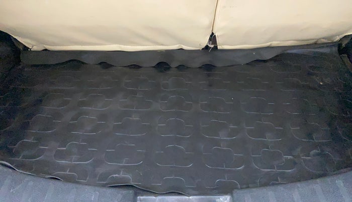 2017 Maruti Wagon R 1.0 VXI, Petrol, Manual, 30,222 km, Boot Inside