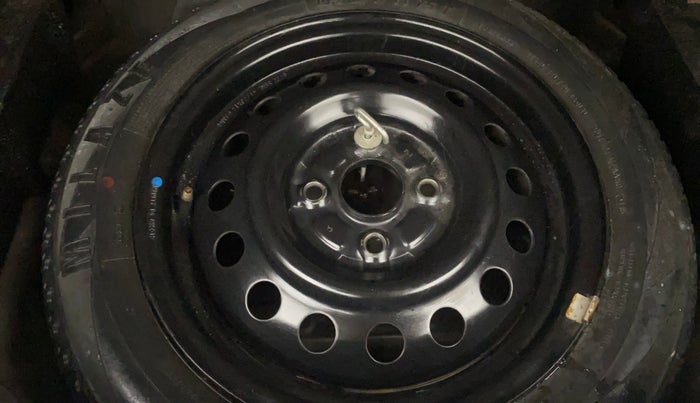 2017 Maruti Wagon R 1.0 VXI, Petrol, Manual, 30,222 km, Spare Tyre