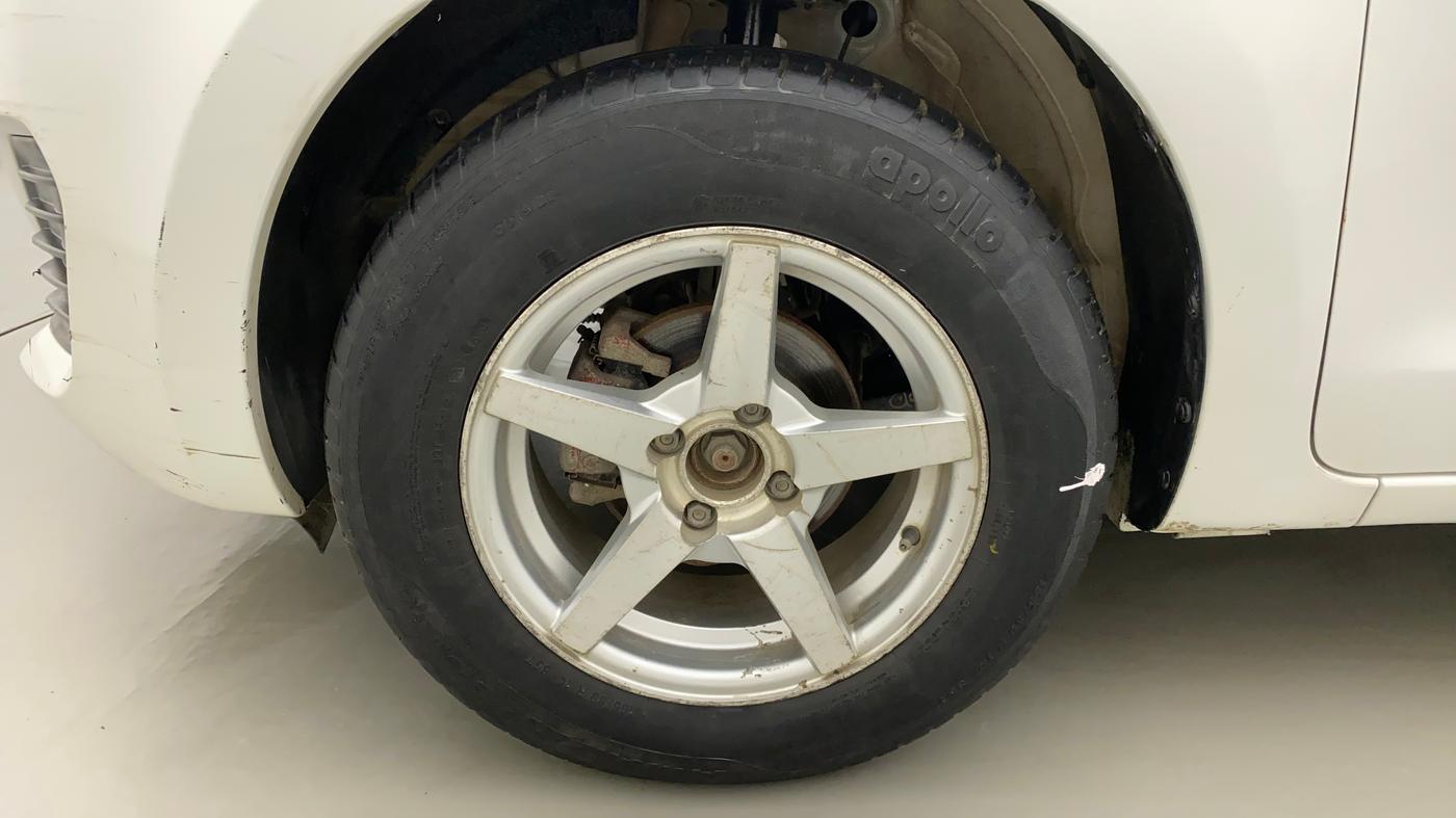 2019 Maruti Swift LXI, CNG, Manual, 1 km, Left Front Wheel