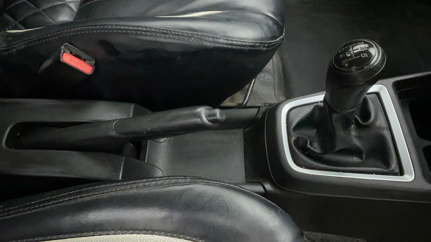 2019 Maruti Swift LXI, CNG, Manual, 1 km, Gear Lever