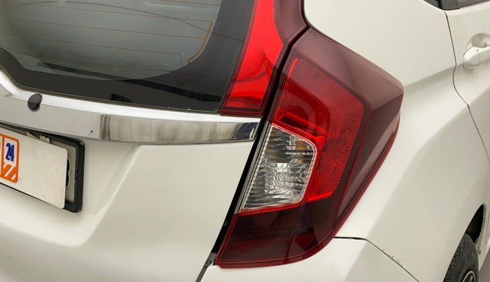 2015 Honda Jazz 1.2L I-VTEC SV, Petrol, Manual, 57,702 km, Right tail light - Minor scratches