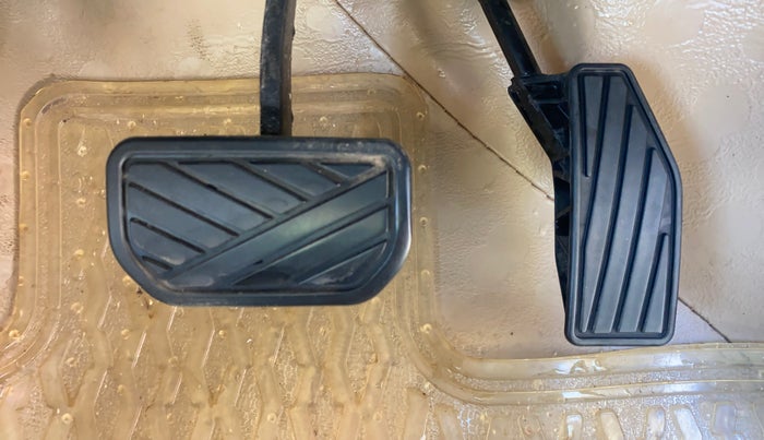 2020 Maruti Dzire ZXI AMT, Petrol, Automatic, 56,523 km, Pedals