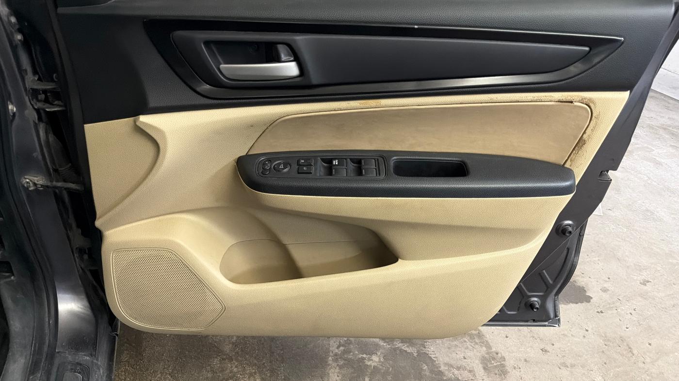 2018 Honda Amaze 1.2L I-VTEC S, Petrol, Manual, 86,805 km, Driver Side Door Panels Control