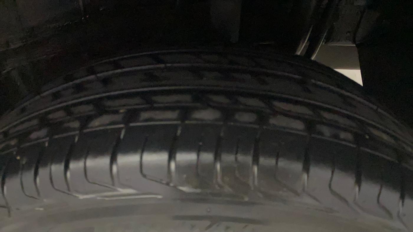 2023 Tata NEXON XMA PLUS SUNROOF PETROL, Petrol, Automatic, 20,466 km, Left Rear Tyre Tread