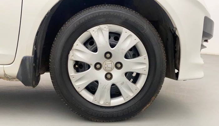 2013 Honda Brio S MT, Petrol, Manual, 86,903 km, Right Front Wheel