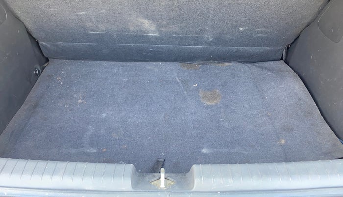 2014 Hyundai Elite i20 SPORTZ 1.2 (O), Petrol, Manual, 32,073 km, Boot Inside