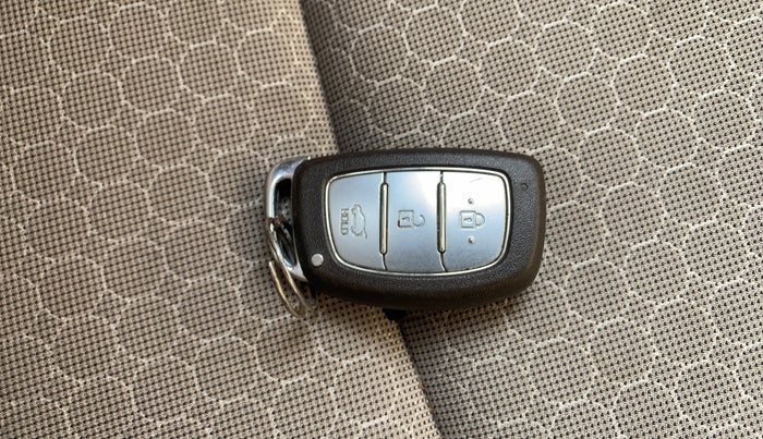 2014 Hyundai Elite i20 SPORTZ 1.2 (O), Petrol, Manual, 32,073 km, Key Close Up