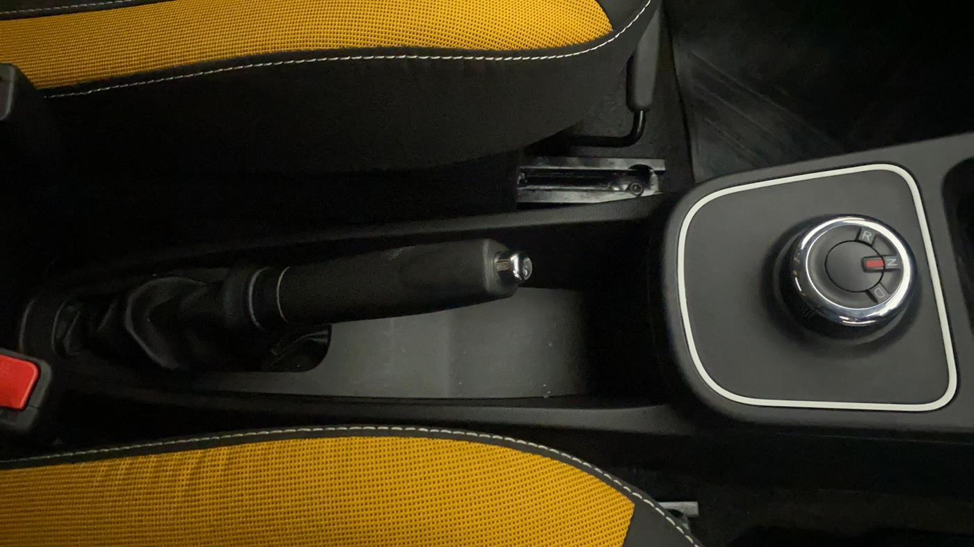 2022 Renault Kwid CLIMBER 1.0 AMT (O), Petrol, Automatic, 2,908 km, Gear Lever
