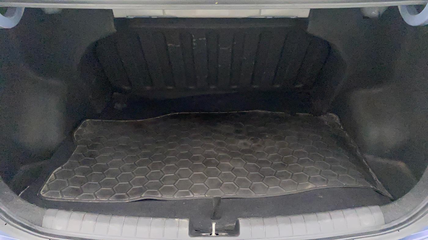 2015 Hyundai Xcent S 1.2, Petrol, Manual, 84,718 km, Boot Inside