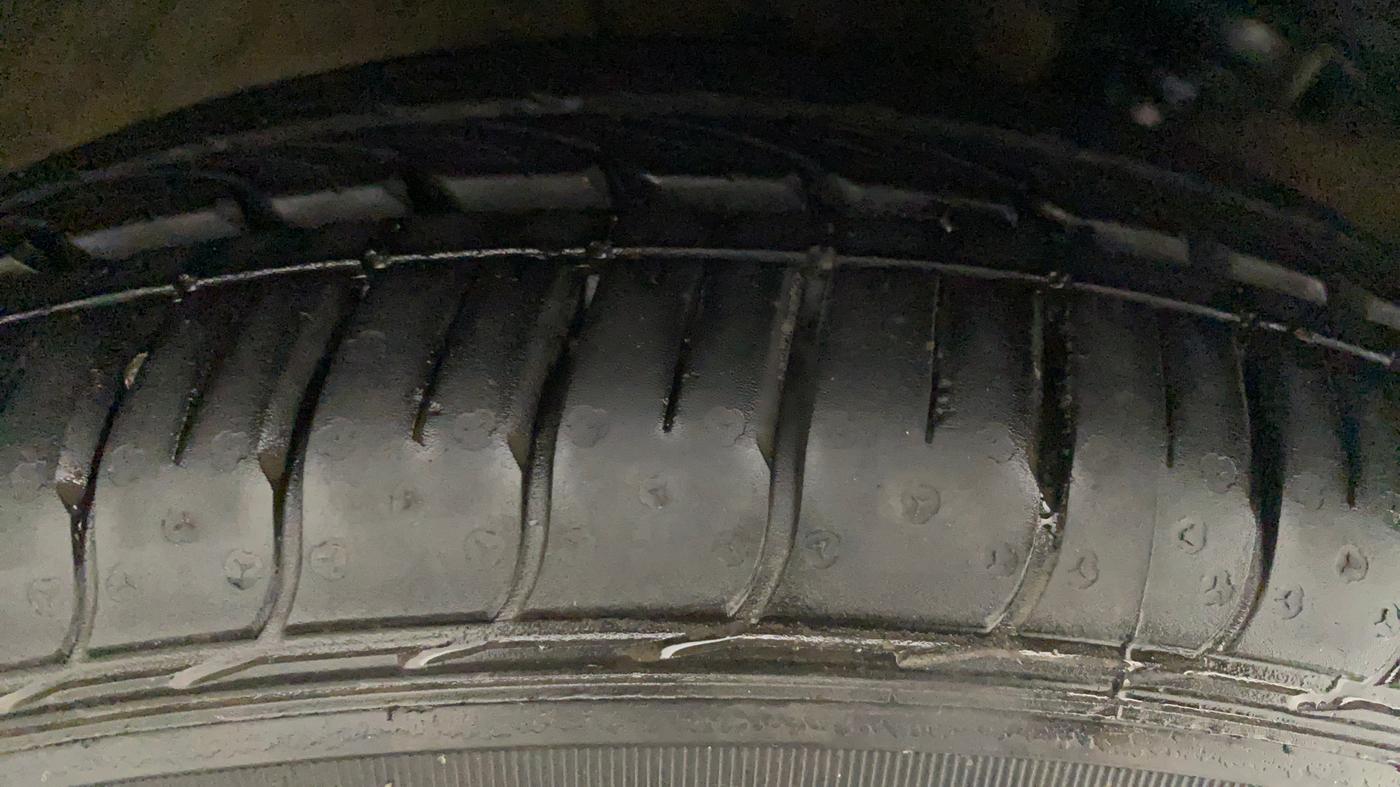 2015 Hyundai Xcent S 1.2, Petrol, Manual, 84,718 km, Right Rear Tyre Tread