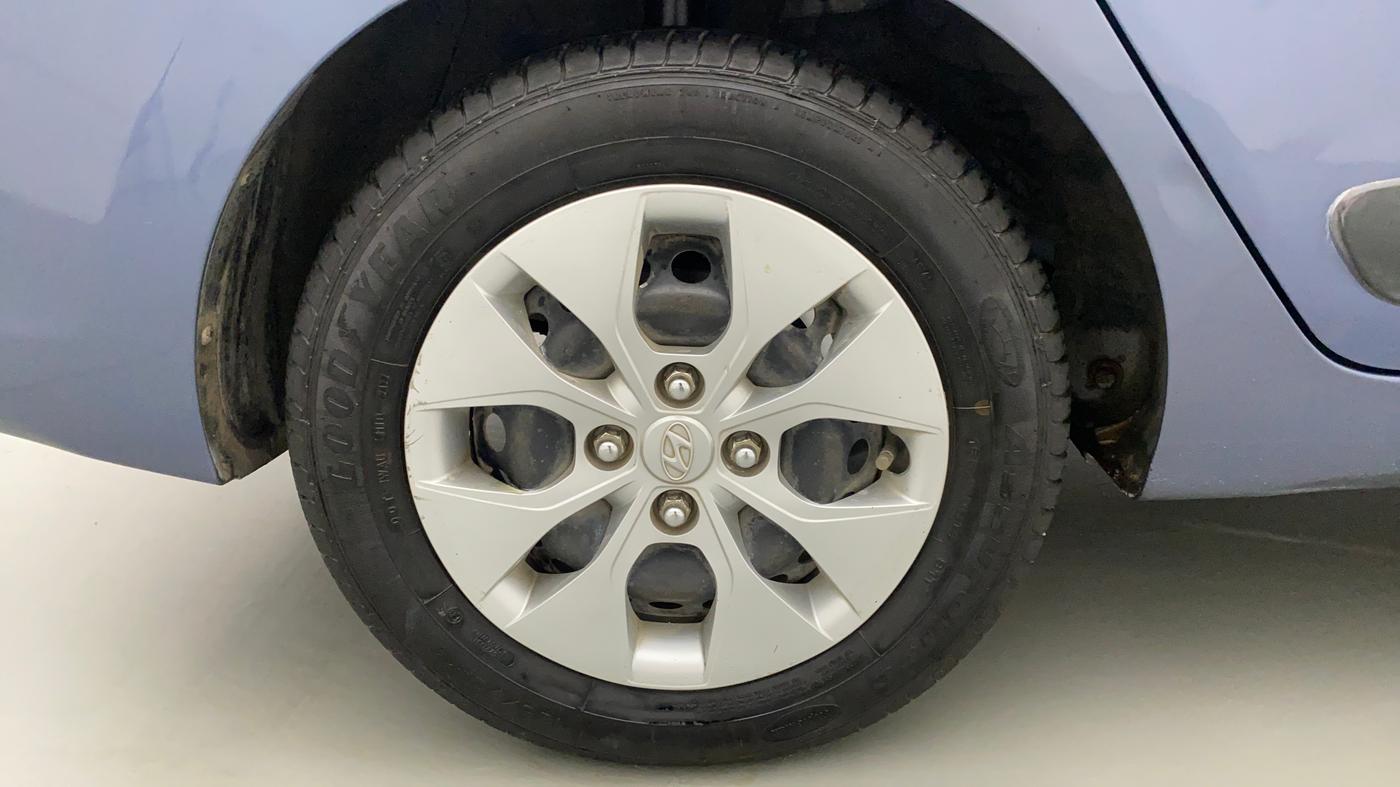 2015 Hyundai Xcent S 1.2, Petrol, Manual, 84,718 km, Right Rear Wheel