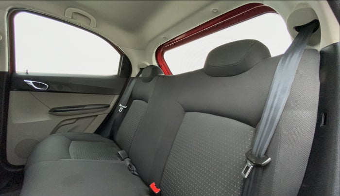 2016 Tata Tiago XZ 1.2 REVOTRON, Petrol, Manual, 97,122 km, Right Side Rear Door Cabin
