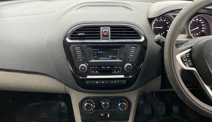 2016 Tata Tiago XZ 1.2 REVOTRON, Petrol, Manual, 97,122 km, Air Conditioner