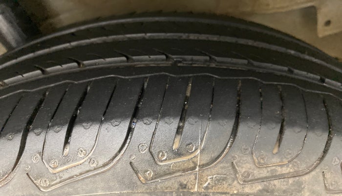 2018 Honda Jazz 1.2 V MT, Petrol, Manual, 54,834 km, Left Rear Tyre Tread