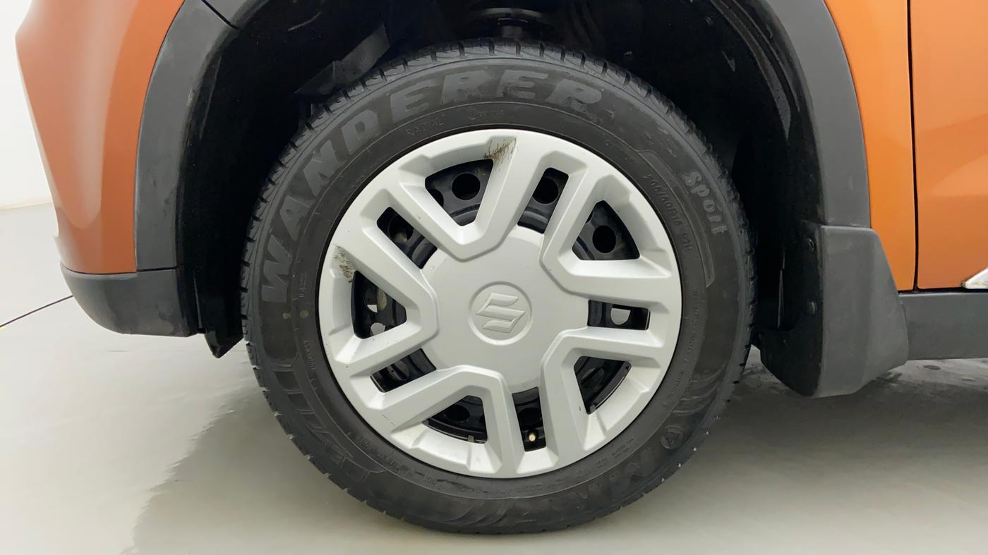 2019 Maruti Vitara Brezza VDI AMT, Diesel, Automatic, 57,147 km, Left Front Wheel