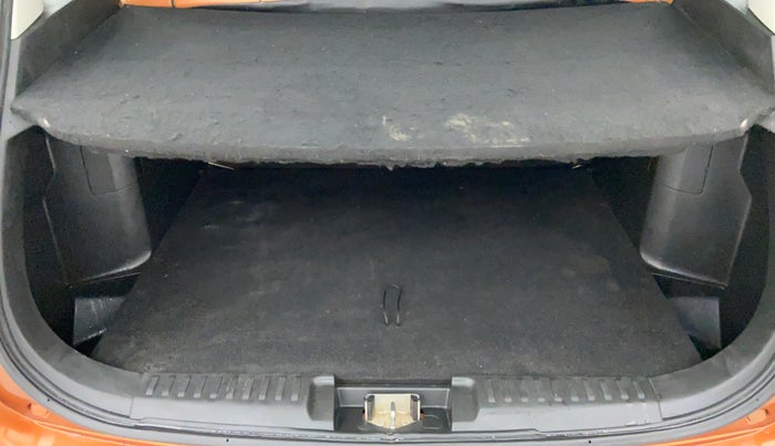 2019 Maruti Vitara Brezza VDI AMT, Diesel, Automatic, 57,147 km, Boot Inside