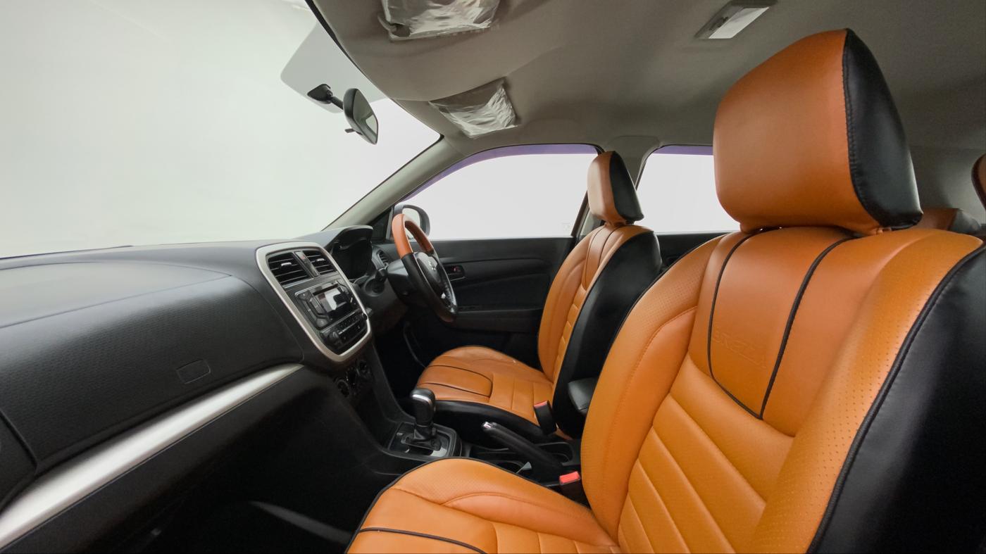 2019 Maruti Vitara Brezza VDI AMT, Diesel, Automatic, 57,147 km, Right Side Front Door Cabin